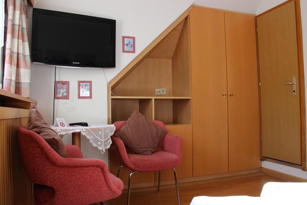 Hotel Villa Emilia Ortisei Ngoại thất bức ảnh