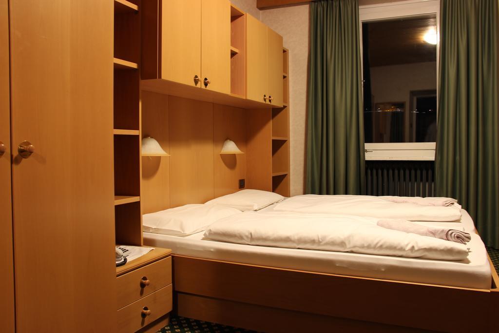 Hotel Villa Emilia Ortisei Ngoại thất bức ảnh