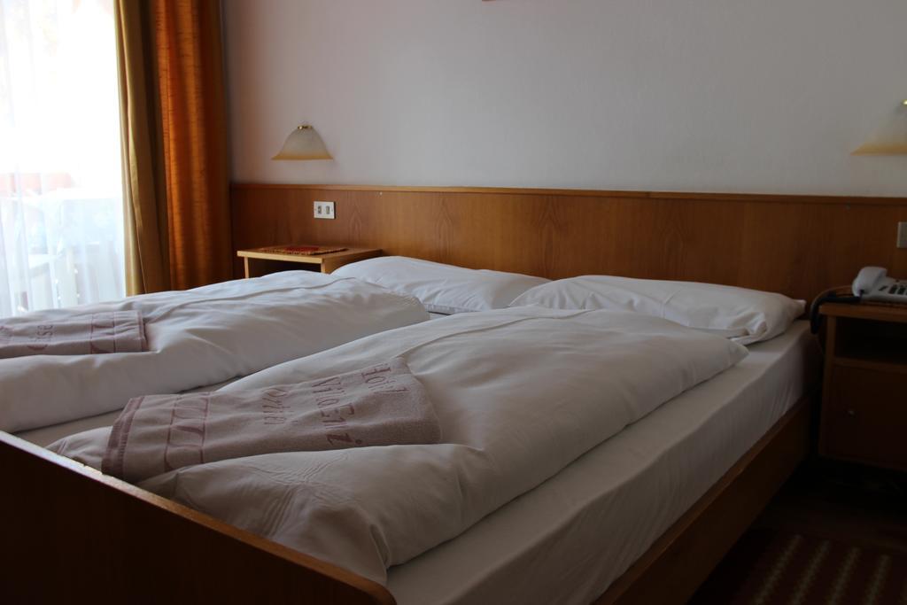 Hotel Villa Emilia Ortisei Ngoại thất bức ảnh