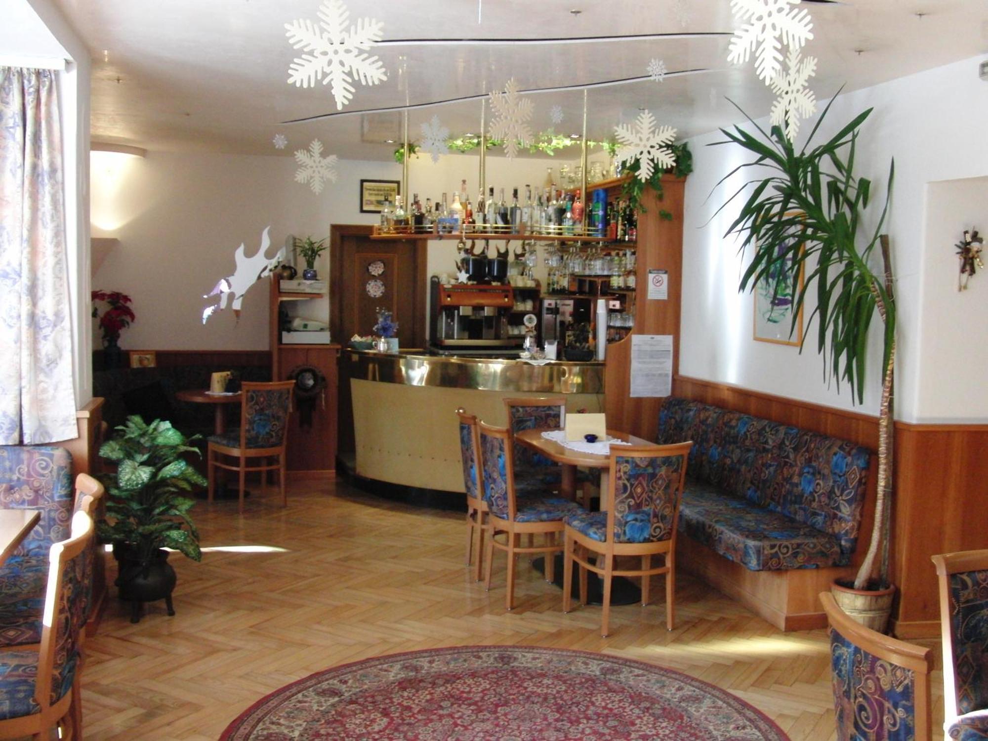 Hotel Villa Emilia Ortisei Ngoại thất bức ảnh