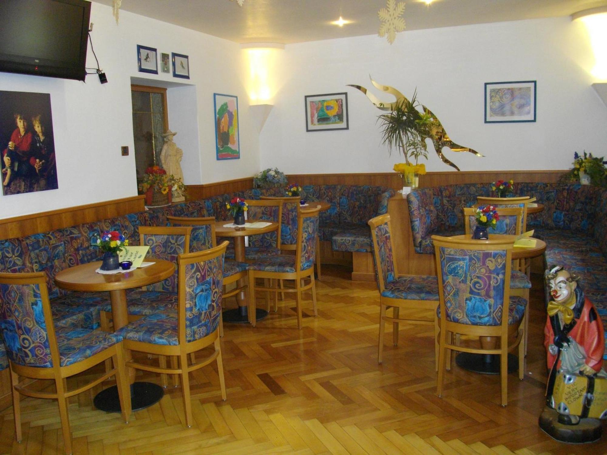 Hotel Villa Emilia Ortisei Ngoại thất bức ảnh