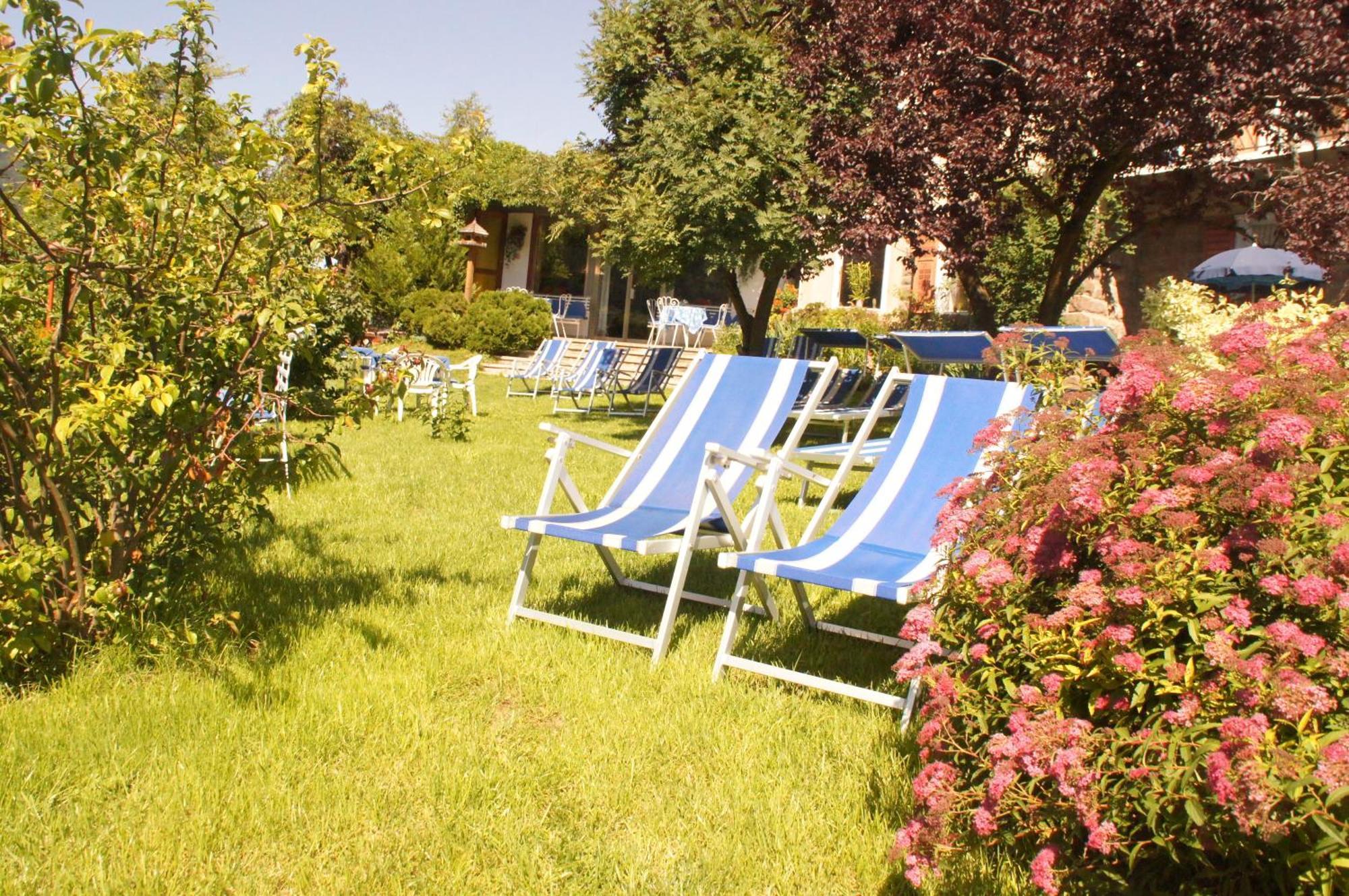 Hotel Villa Emilia Ortisei Ngoại thất bức ảnh