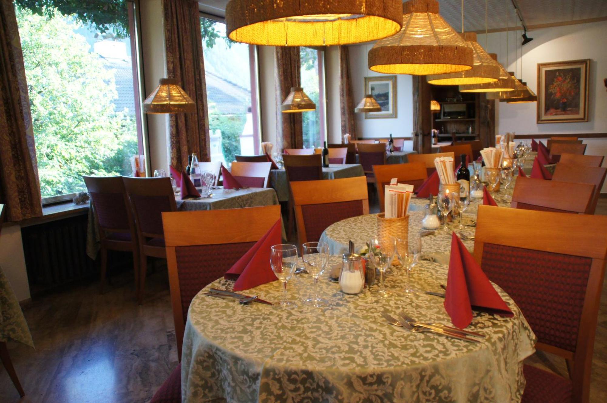 Hotel Villa Emilia Ortisei Ngoại thất bức ảnh